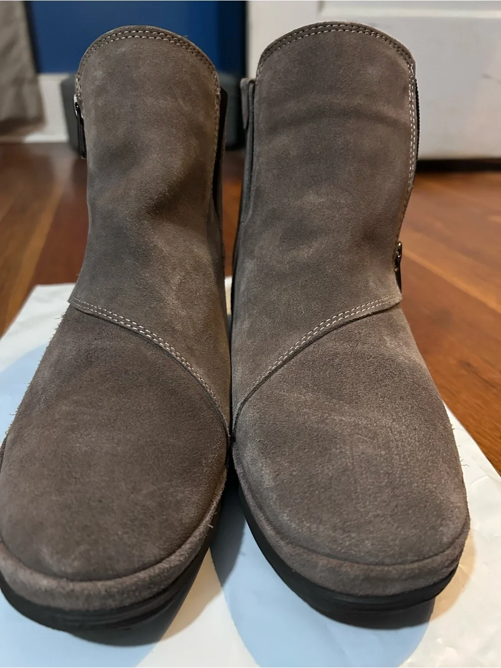 Bjorndal Taupe Libby Leather Suede Ankle Boots Size 8